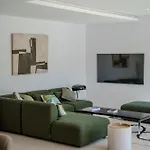 Contemporary With Heated Pool Near Sea *