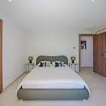 Villa Contemporary With Heated Pool Near Sea Saint-Raphaël