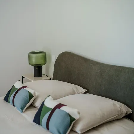 Contemporary With Heated Pool Near Sea * Saint-Raphael (Var)