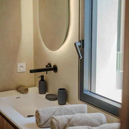 Contemporary With Heated Pool Near Sea Villa Saint-Raphael (Var)